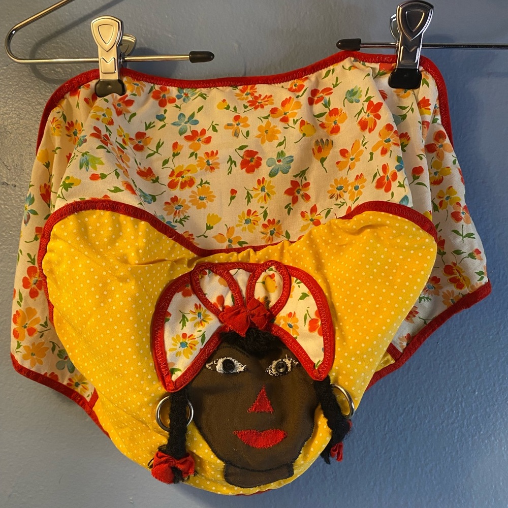 Vintage toaster coverer